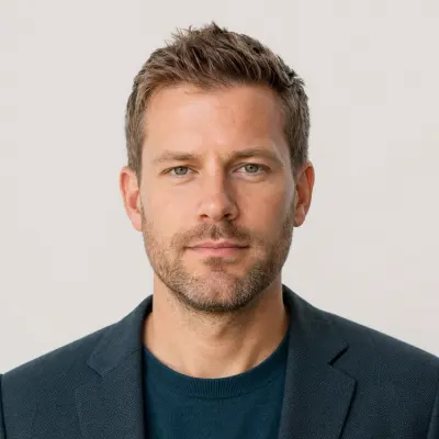 Thijs Bakker, crypto- en fintech-redacteur bij Suncycle